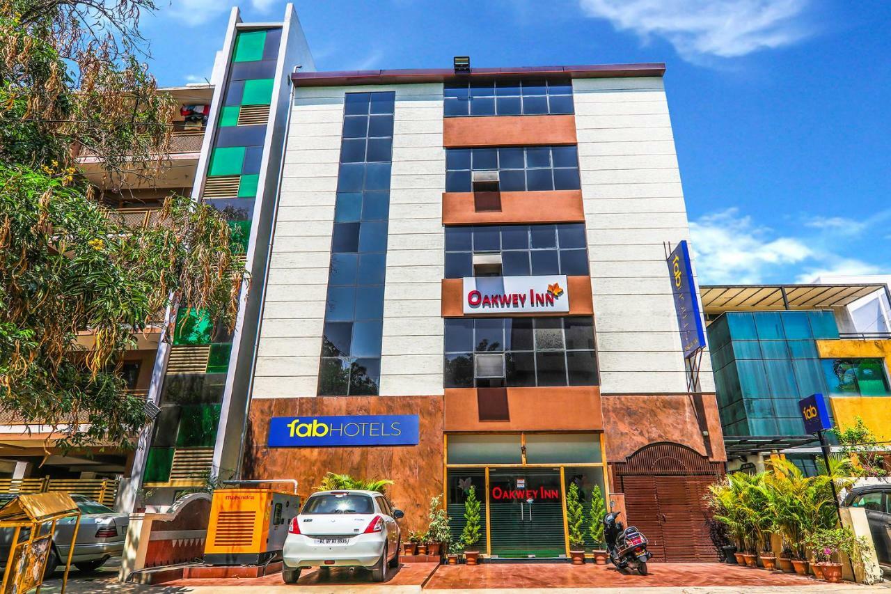 Fabhotel Oakwey Inn Indiranagar バンガロール エクステリア 写真