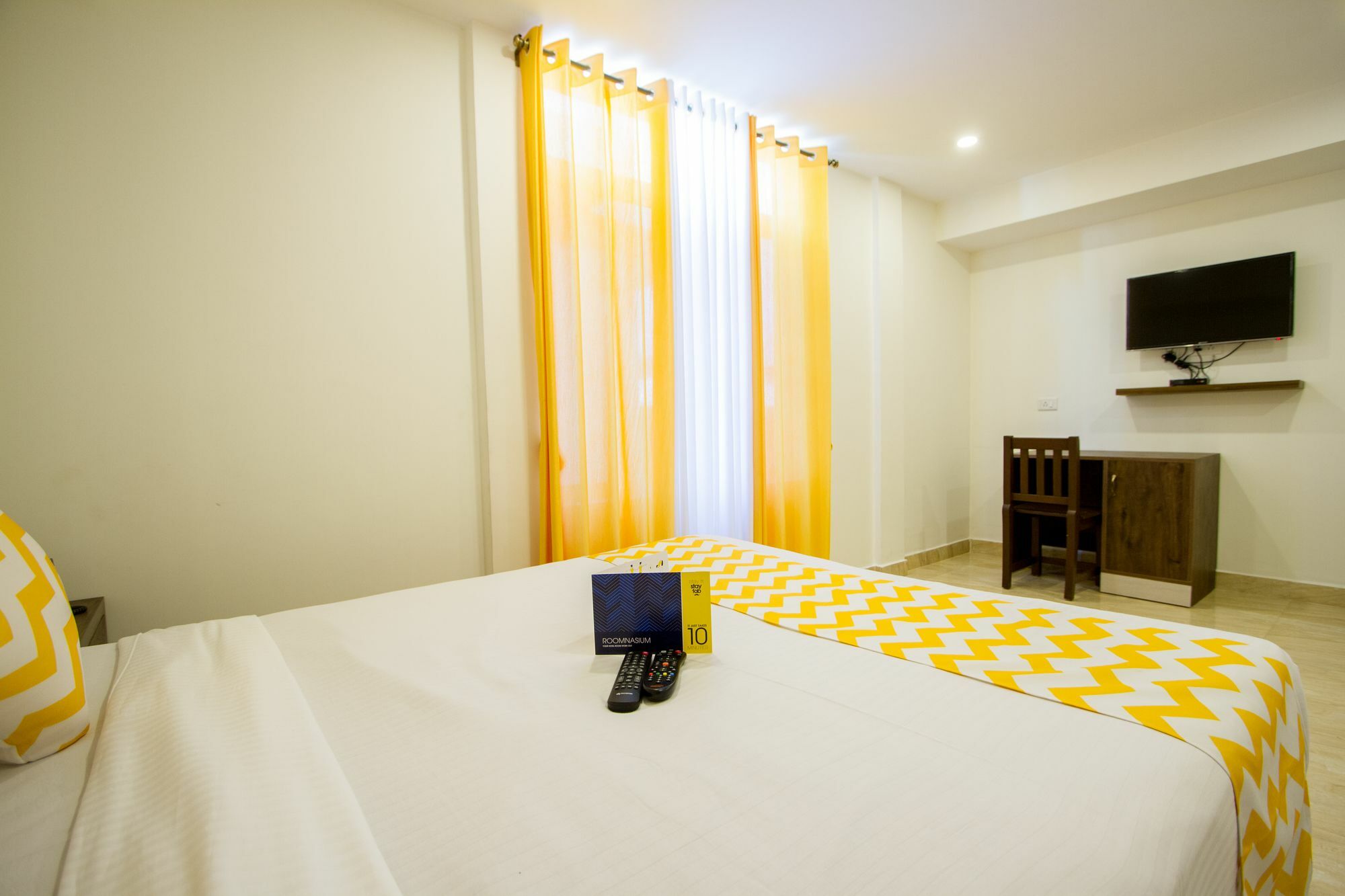 Fabhotel Oakwey Inn Indiranagar バンガロール エクステリア 写真