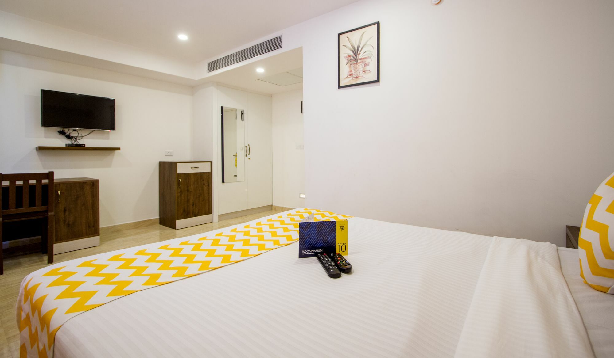 Fabhotel Oakwey Inn Indiranagar バンガロール エクステリア 写真